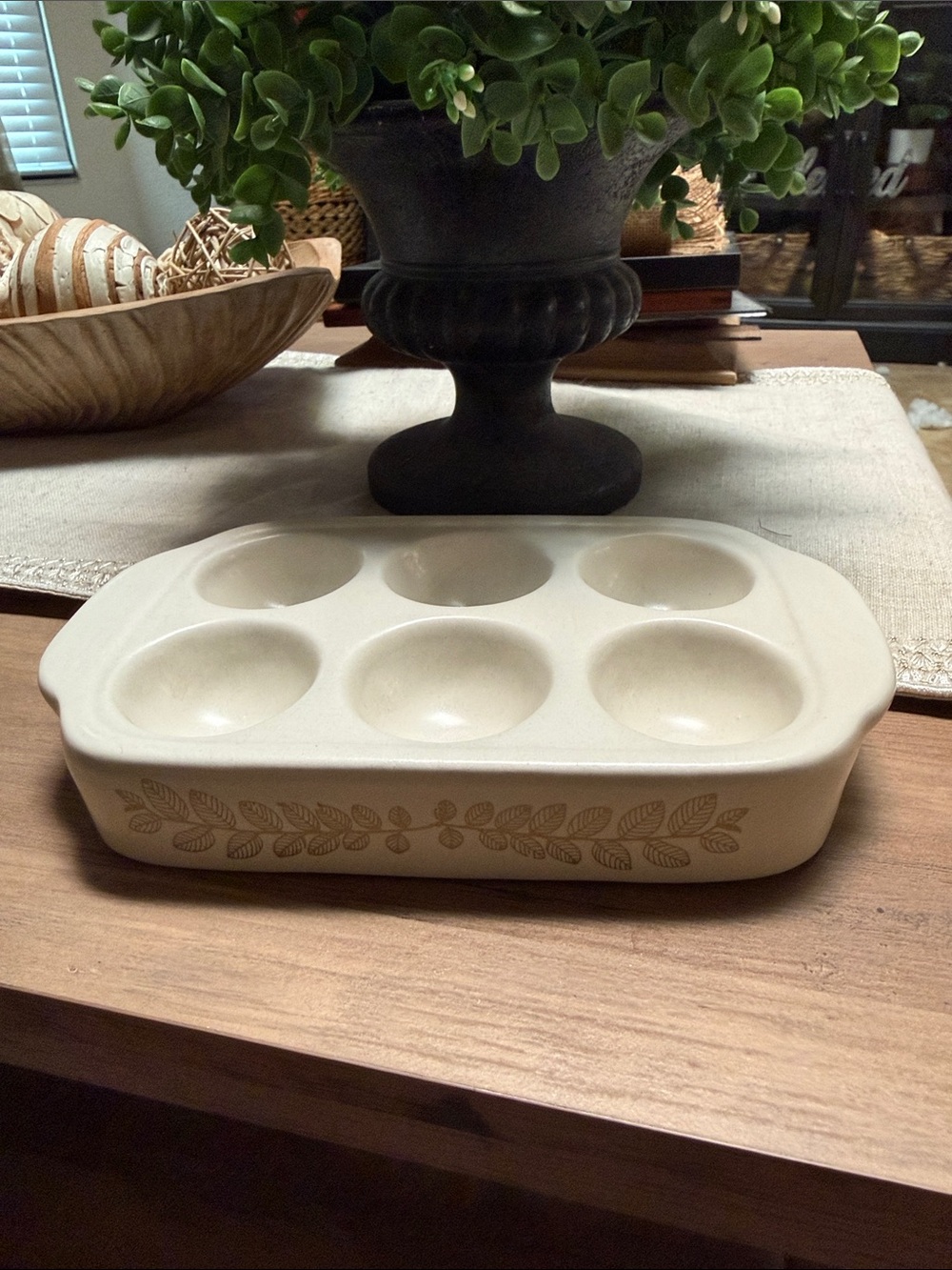Earthenware Half Dozen Egg Dish